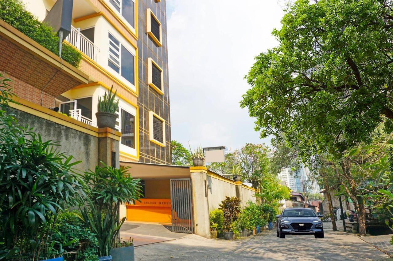Collection O 91380 Golden Mansion Hotel จาการ์ตา ภายนอก รูปภาพ